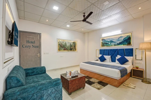 hotel with banquet hall in sector 18, delhi - hotel cozy nest rohini