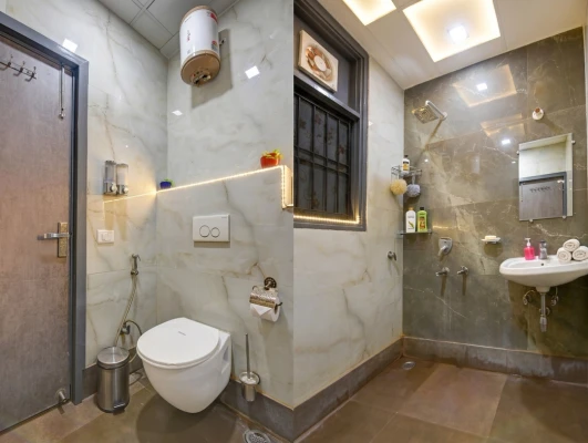 hotel with free parking in sector 18, delhi - hotel cozy nest rohini