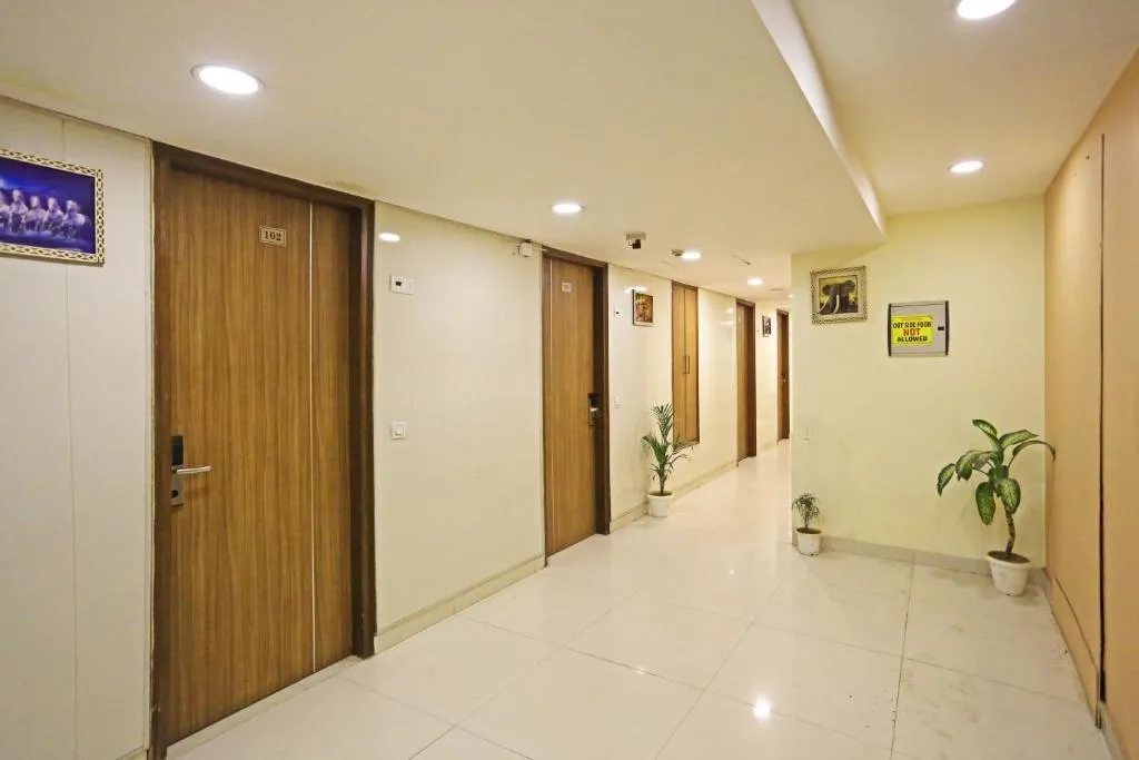 budget hotels in hotel d'capitol - delhi airport delhi