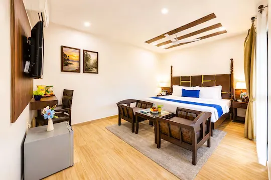 flexible hotel booking in hotel downtown - east of kailash delhi