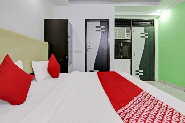 hotel with party hall in dwarka, delhi - hotel downtown