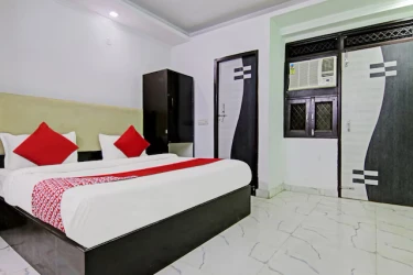 hotel with meeting room in dwarka, delhi - hotel downtown