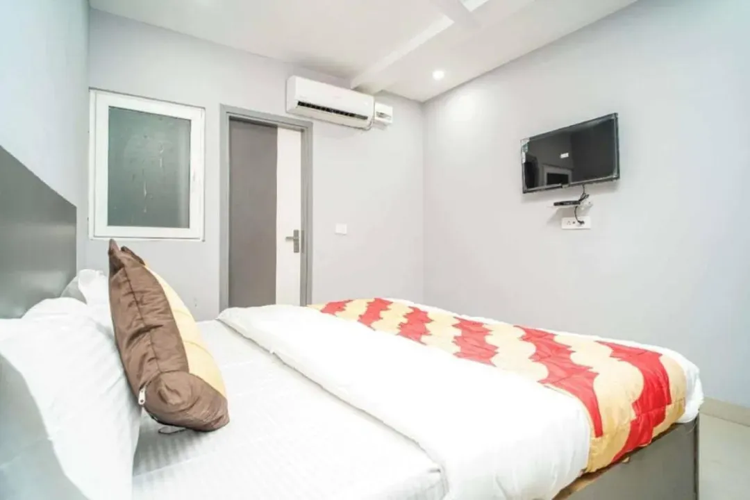 hourly stay hotels in hotel dream stay delhi