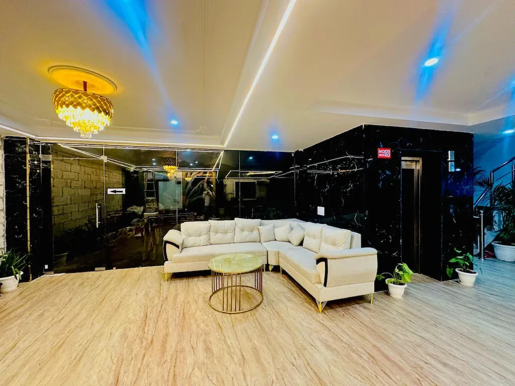 honeymoon hotels in hotel elite city by signature stayz delhi