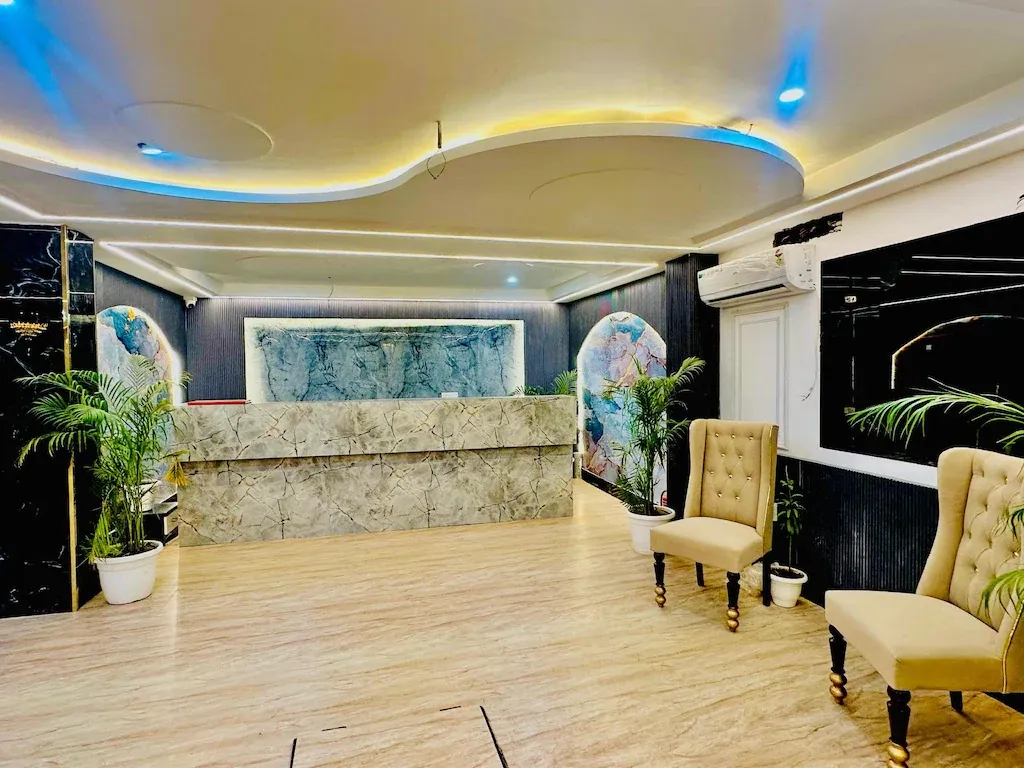 best luxury hotels in hotel elite city by signature stayz delhi