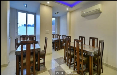 hourly hotels in hotel emporio delhi