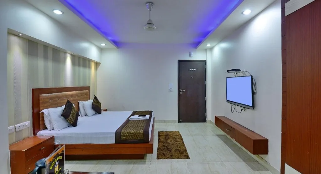hourly stay in hotel emporio delhi