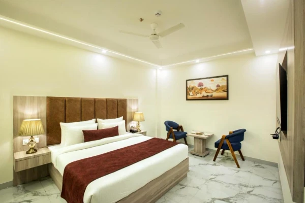 hotel with party hall in mahipalpur extension, delhi - hotel ginger palace delhi airport