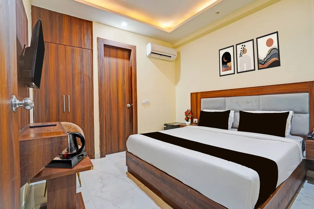family holiday hotels in hotel glace stay delhi