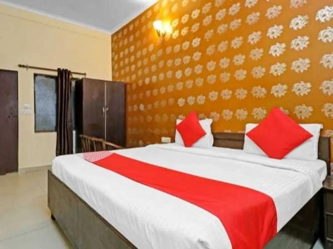 hotel with swimming pool in mahipalpur, delhi - hotel global