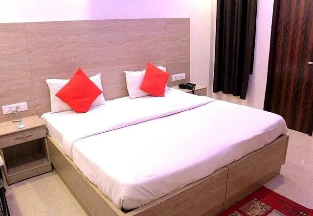 hotel with party hall in mahipalpur, delhi - hotel global