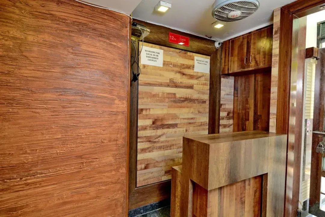 4 star hotels in hotel goel residency delhi