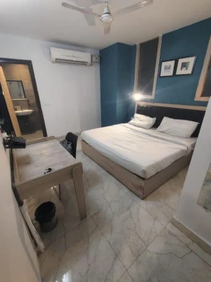 Hotel with gym in i.p. extension, delhi - hotel golden keys ip extension