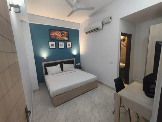 Hotel with gym in i.p. extension, delhi - hotel golden keys ip extension