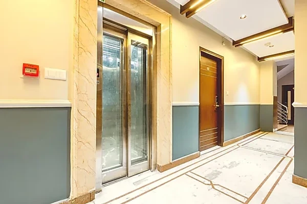 hotel with gym in paharganj, delhi - hotel golden wings