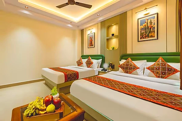 hotel room booking in paharganj, delhi - hotel golden wings