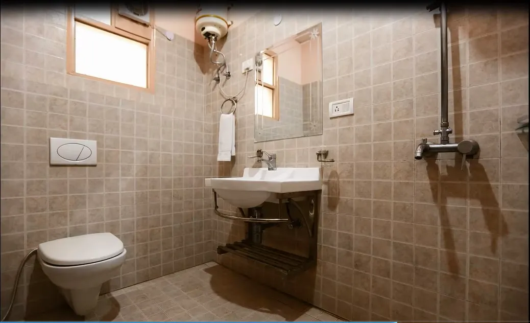 best luxury hotels in hotel green lotus dwarka delhi