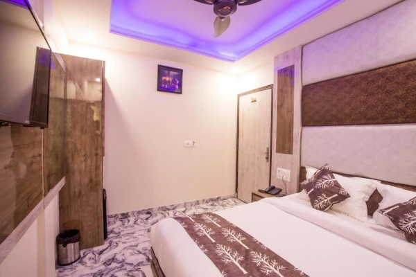 hotel in paharganj, delhi for couples - hotel harsha