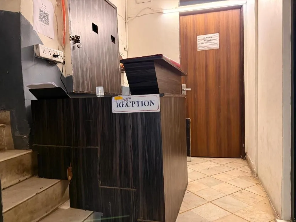 best day stay hotels in hotel hauzkhas inn delhi