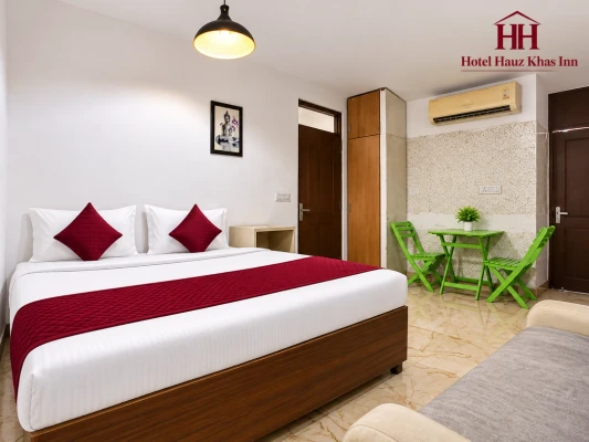 best luxury hotels in hotel hauzkhas inn delhi