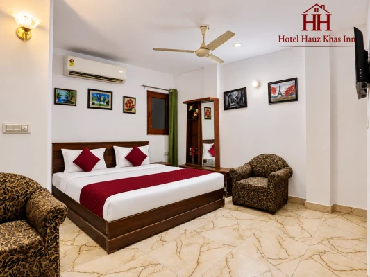honeymoon hotels in hotel hauzkhas inn delhi