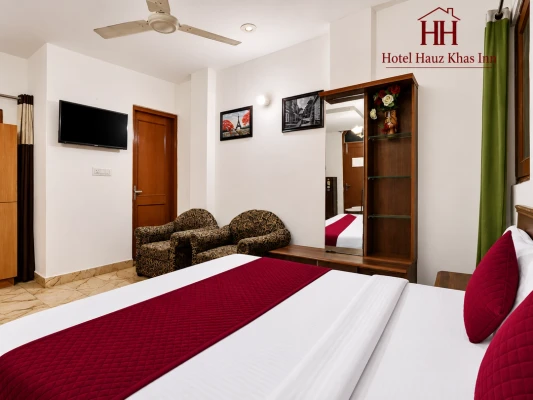 hotel with banquet hall in hauz khas, delhi - hotel hauzkhas inn