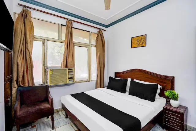 hotel with banquet hall in uttam nagar, delhi - hotel iconic residency uttam nagar