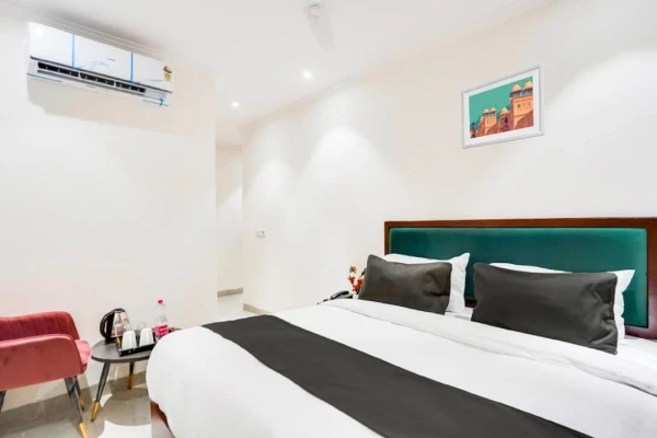 honeymoon hotels in hotel ivory delhi