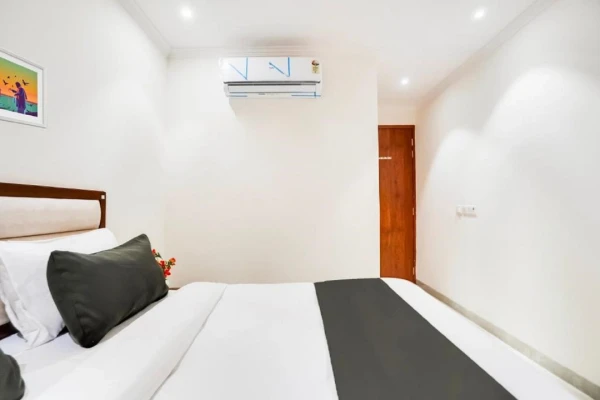 hotel with free parking in mahipalpur, delhi - hotel ivory