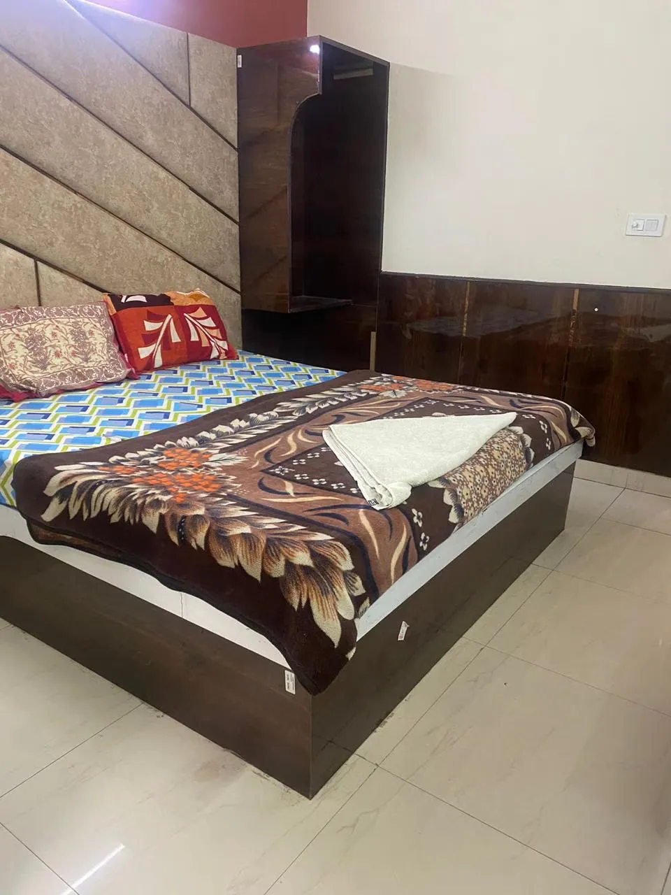 cheap hotels in hotel jyoti deluxe delhi