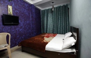hourly hotels in hotel kashi residency delhi