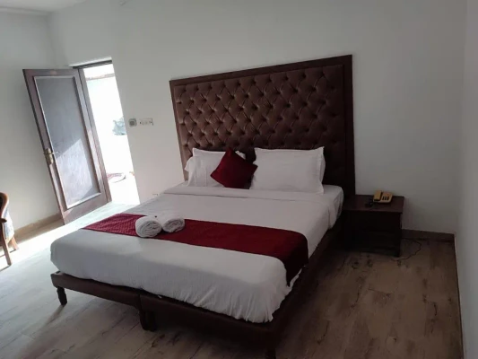 budget hotel in saket, delhi - hotel khanna residency saket