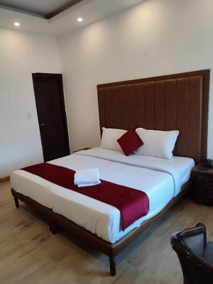 budget hotel in saket, delhi - hotel khanna residency saket