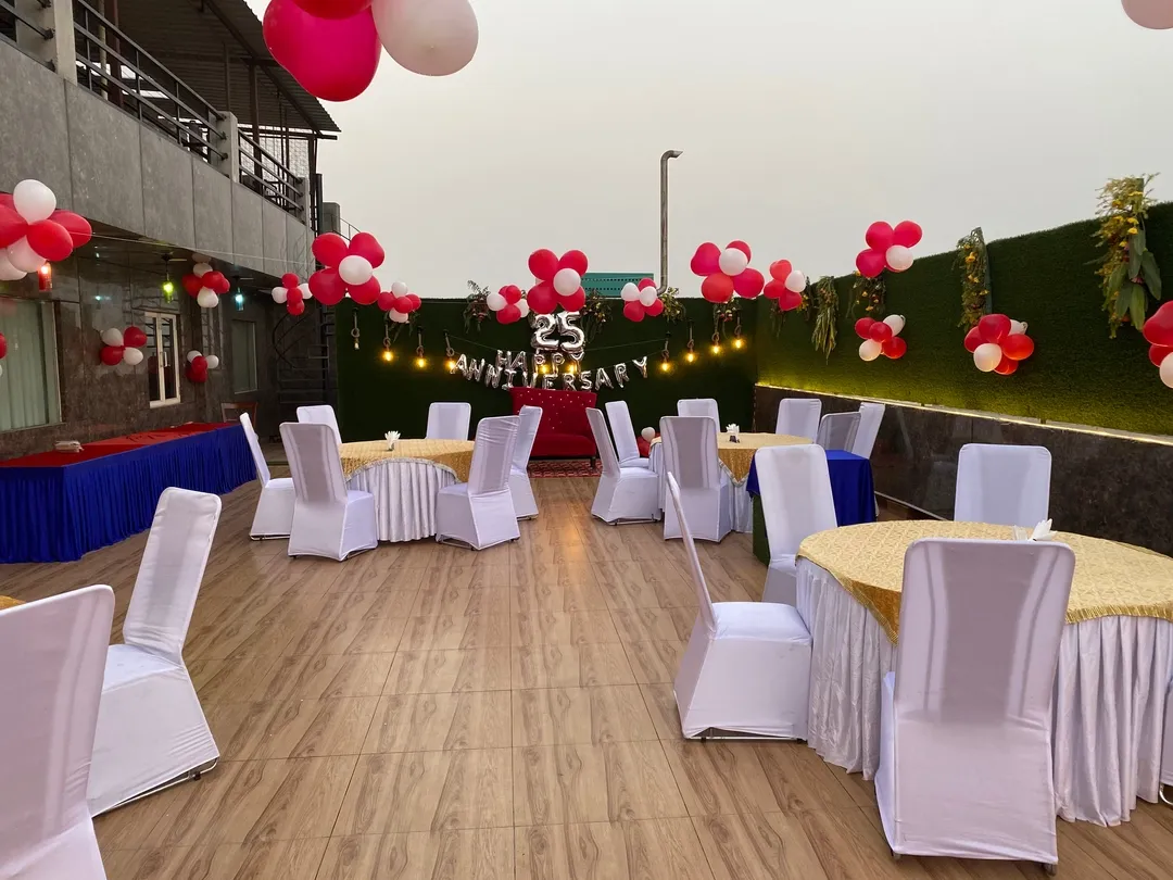 best luxury hotels in hotel kian delhi