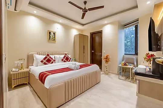 business hotels in hotel laffaire select delhi
