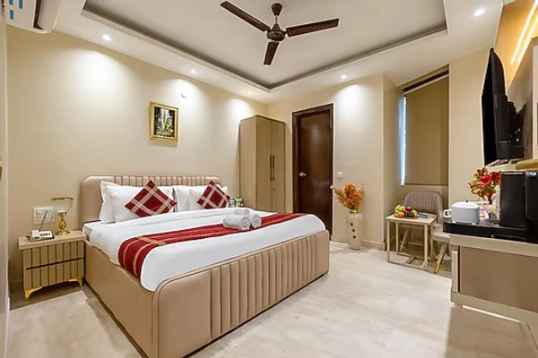 top hotels in hotel laffaire select delhi