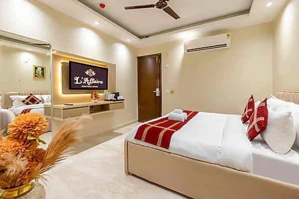 hotel room booking in rajouri garden, delhi - hotel laffaire select