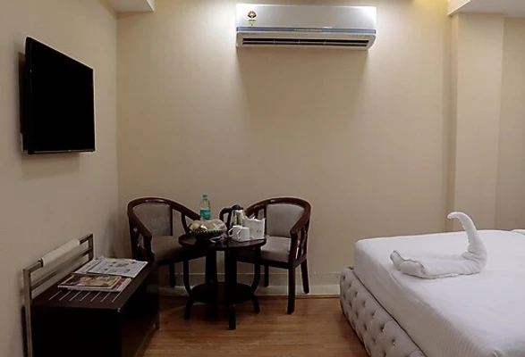 best day time hotels in hotel laffaire delhi