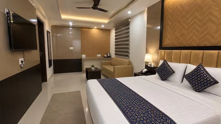 hotel near delhi railway station - hotel lemon suites delhi
