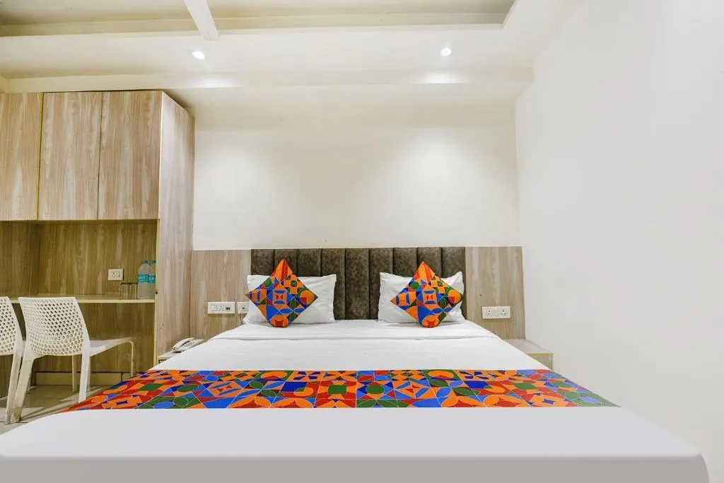hotels for unmarried couples in hotel luxury inn ardarsh nagar delhi