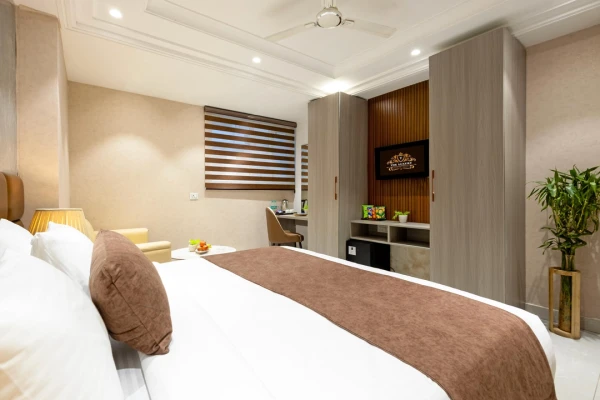 best couple friendly hotels in hotel luxury suites delhi airport delhi