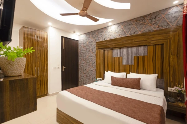 hotel with party hall in mahipalpur, delhi - hotel luxury suites delhi airport