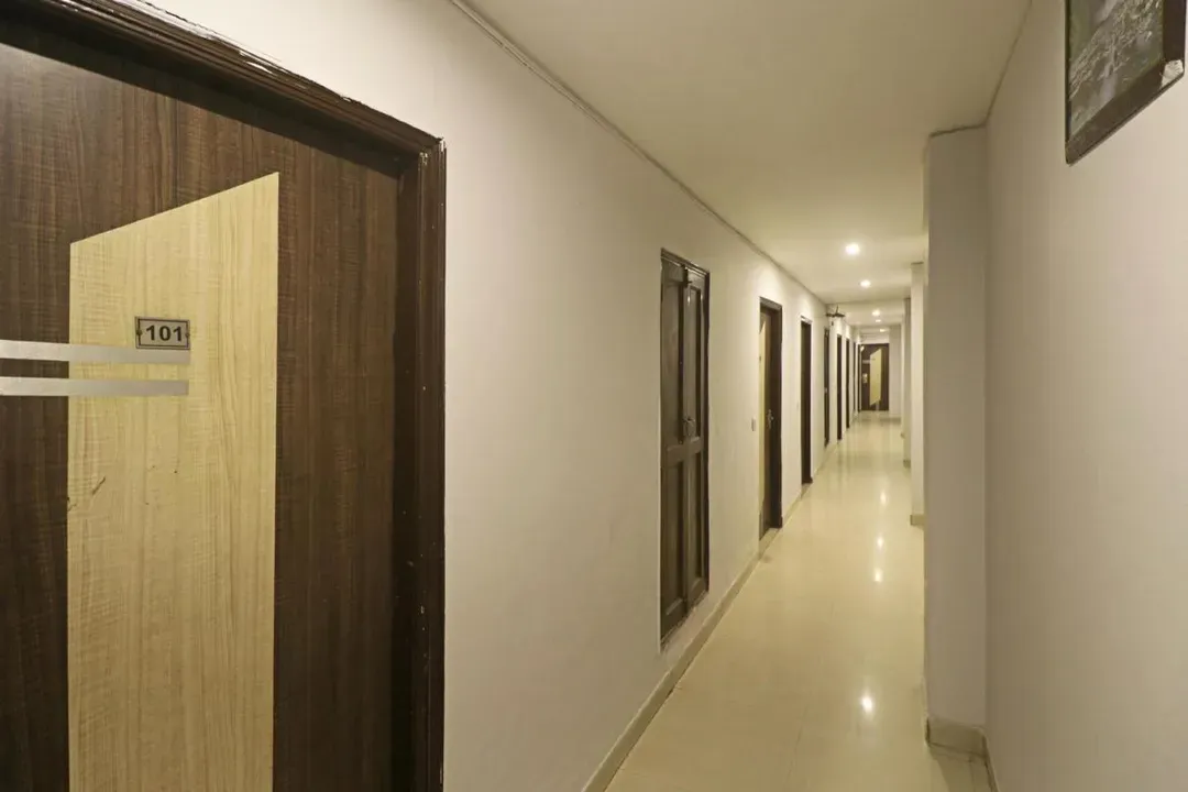 romantic hotels in hotel maharaja inn delhi