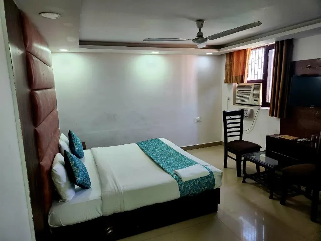 flexible hotel booking in hotel marina delhi