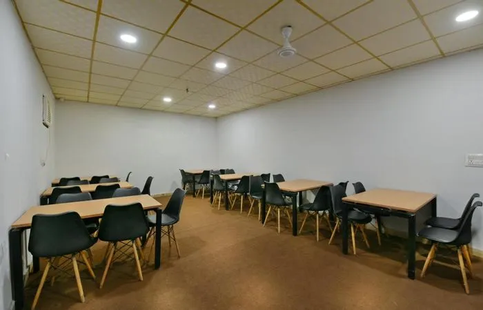 hourly hotel in hotel metro view delhi