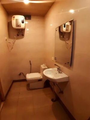 hotel with meeting room in mahipalpur, delhi - hotel modesty