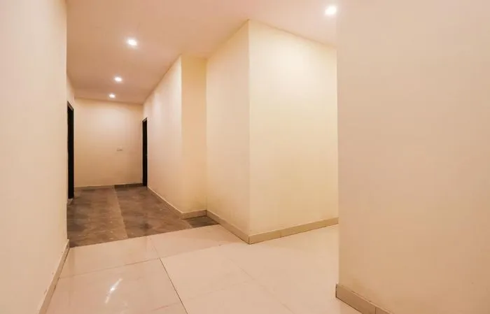 best couple hotels in hotel mohit plaza delhi