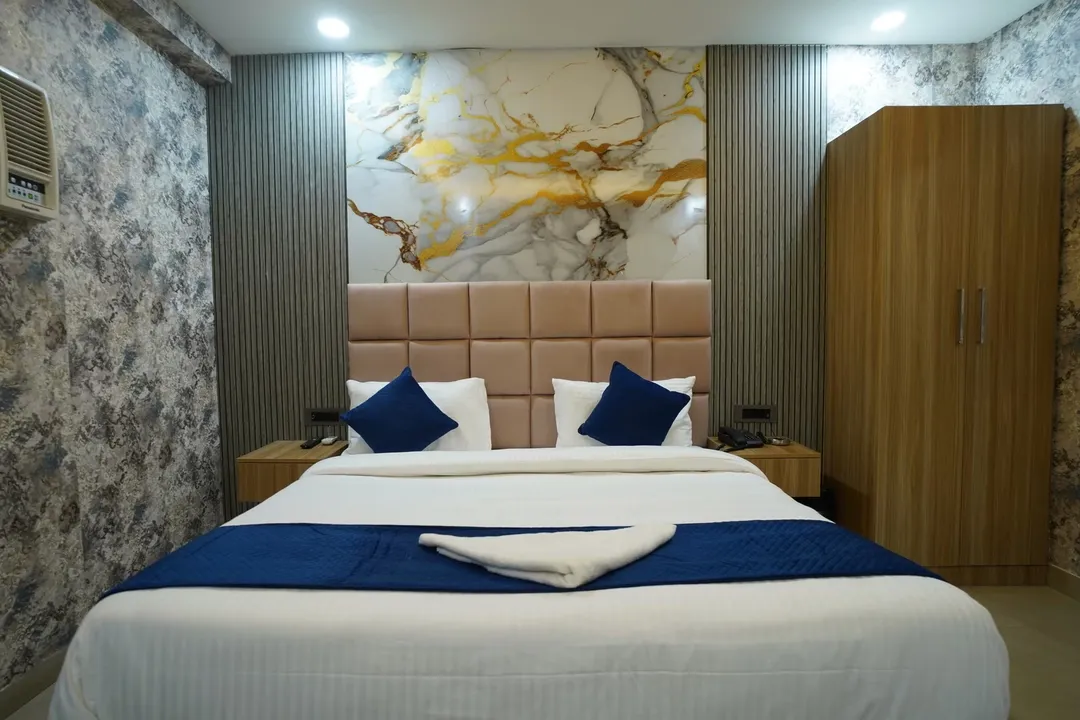 best hourly stay in hotel ns delhi delhi