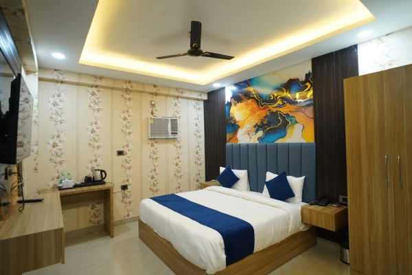 family hotel with pool in mahipalpur, delhi - hotel ns delhi