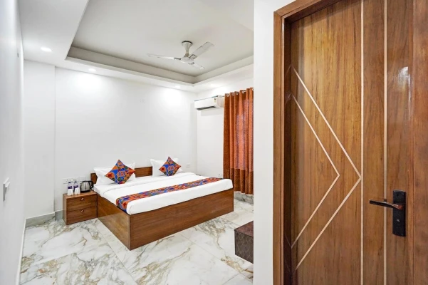 hotel with free parking in saket, delhi - hotel nyt residency